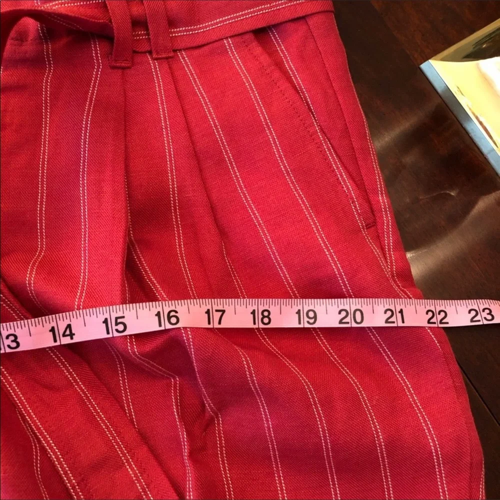 Banana Republic Linen Cropped Pant